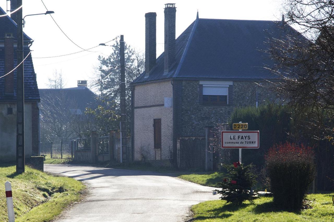 Le Clos Des Artistes - Chambres D'Hotes Turny Exterior photo